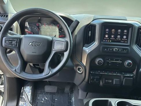 Used 2025 Chevrolet Silverado 1500 Custom Trail Boss AWD/4WD image 10
