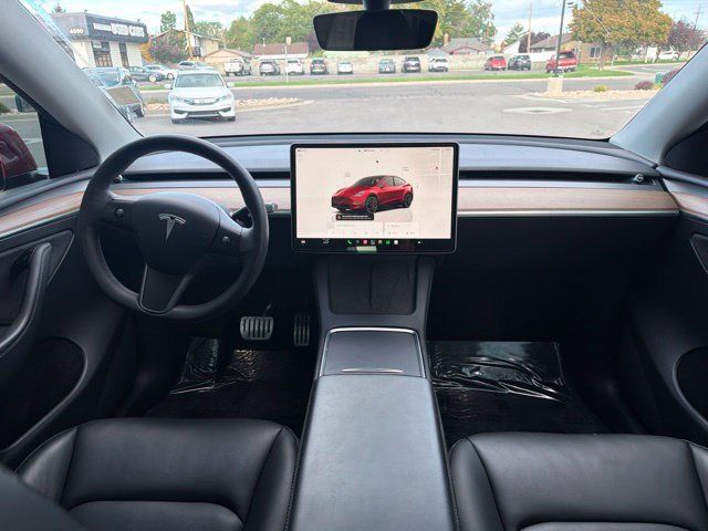 Used 2022 Tesla Model Y Performance AWD/4WD image 17