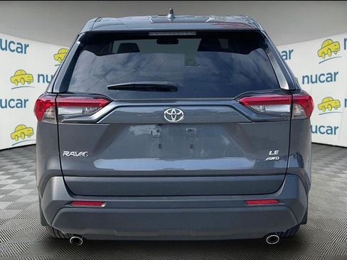 Used 2025 Toyota RAV4 LE AWD/4WD image 3