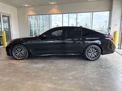 Used 2018 BMW 750i xDrive 750i xDrive image 3