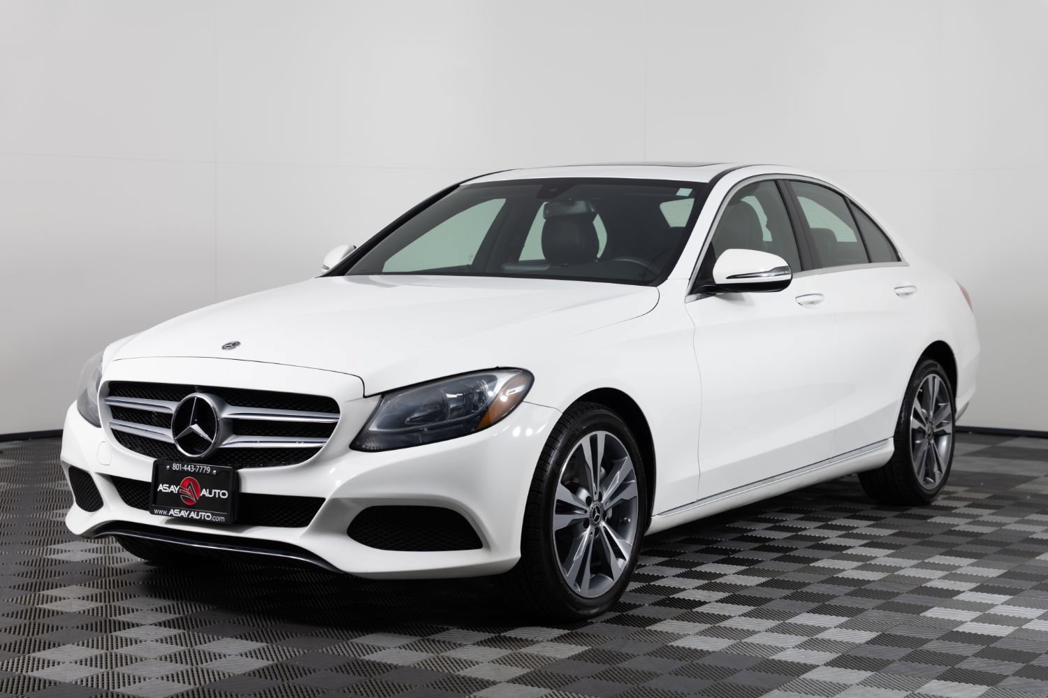 Used 2018 Mercedes-Benz C 300 4MATIC Sedan w/ Premium Package image 2