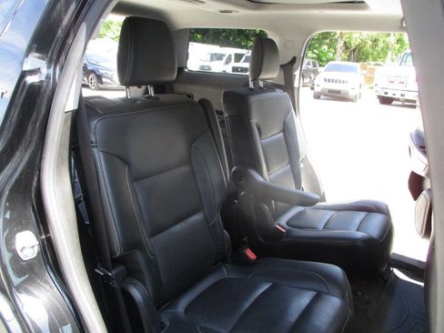 Used 2018 GMC Acadia SLT AWD/4WD image 24