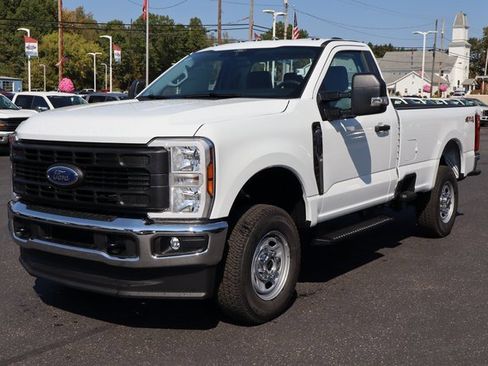New 2026 Ford F250 XL w/ XL Chrome Package image 12