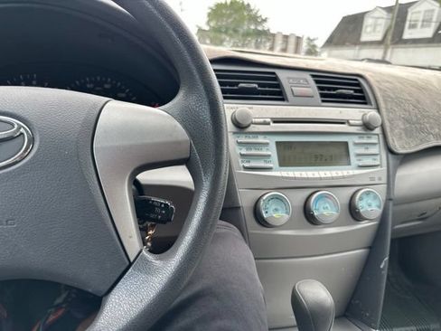 Used 2007 Toyota Camry LE FWD image 33