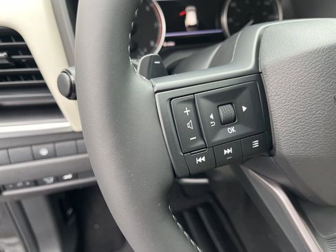 New 2026 Nissan Rogue SV AWD/4WD image 30