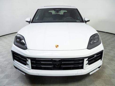 New 2026 Porsche Cayenne image 36