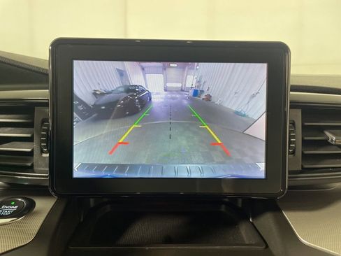 Used 2020 Ford Explorer XLT w/ Comfort Package AWD/4WD image 16