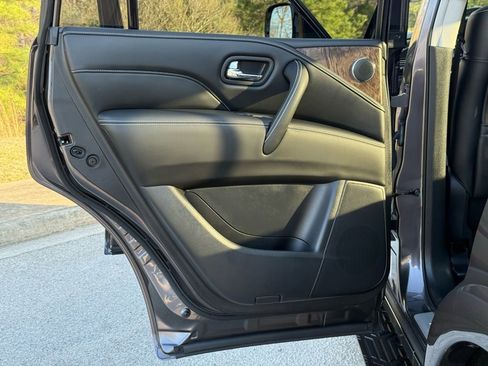 Used 2023 INFINITI QX80 Premium Select w/ Cargo Package image 30