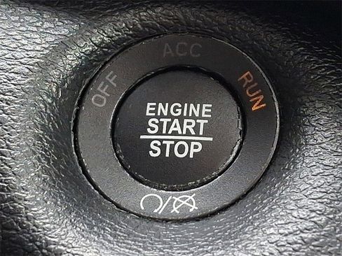 Used 2022 Jeep Cherokee Limited w/ Elite Package image 24