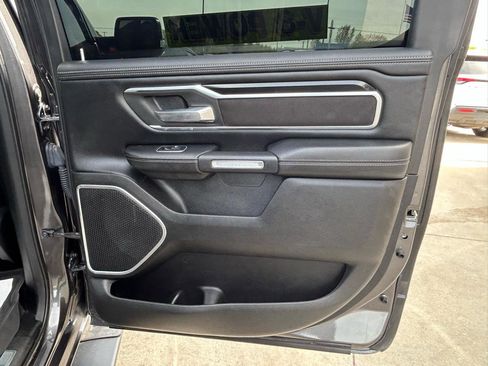 Used 2021 RAM 1500 Laramie w/ Sport Appearance Package AWD/4WD image 15
