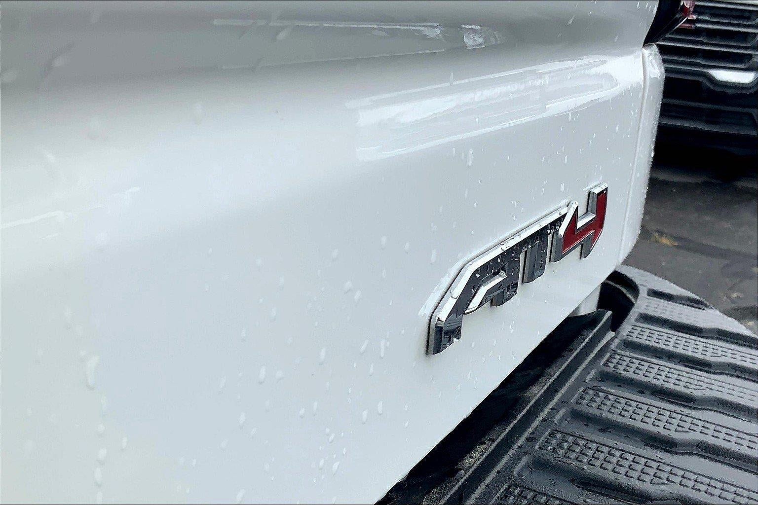 Used 2021 GMC Sierra 1500 AT4 w/ AT4 Premium Package AWD/4WD image 7