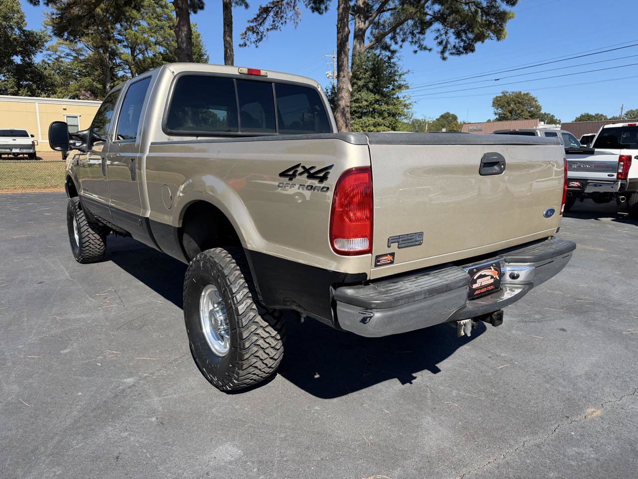 Used 2001 Ford F250 Lariat AWD/4WD image 2