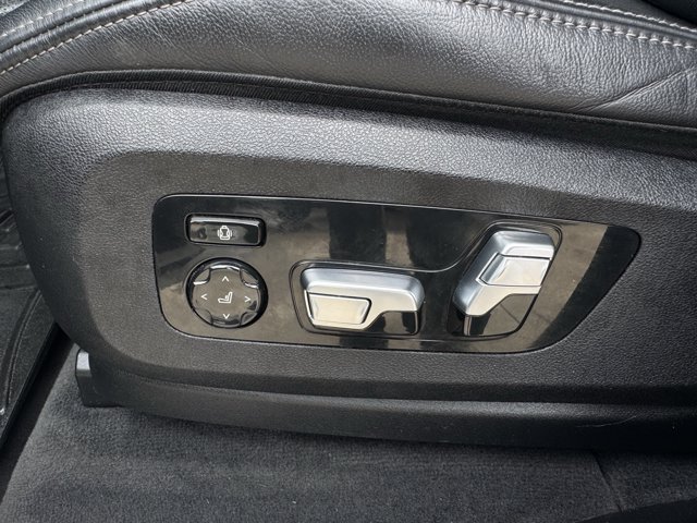 Used 2022 BMW X5 xDrive40i w/ Luxury Seating Package AWD/4WD image 30