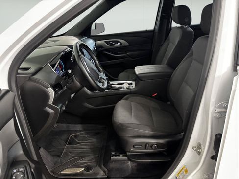 Used 2024 Chevrolet Traverse LT FWD image 13