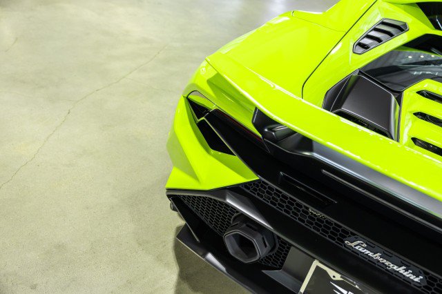 Used 2023 Lamborghini Huracan Tecnica RWD image 30