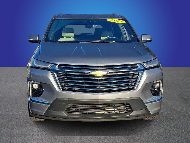Used 2023 Chevrolet Traverse Premier w/ LPO, Floor Liner Package FWD image 2