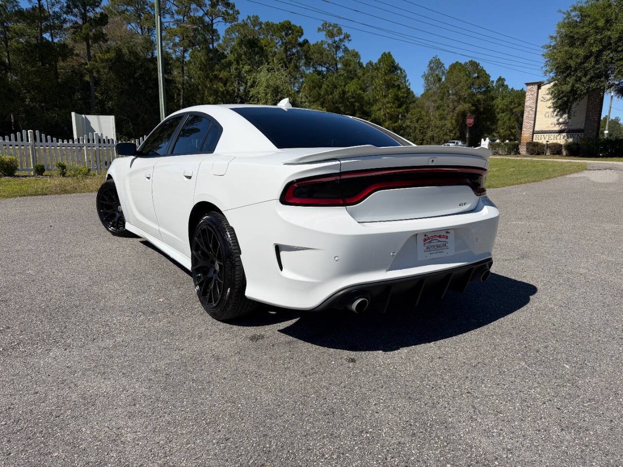 Used 2022 Dodge Charger GT w/ Driver Convenience Group RWD image 32