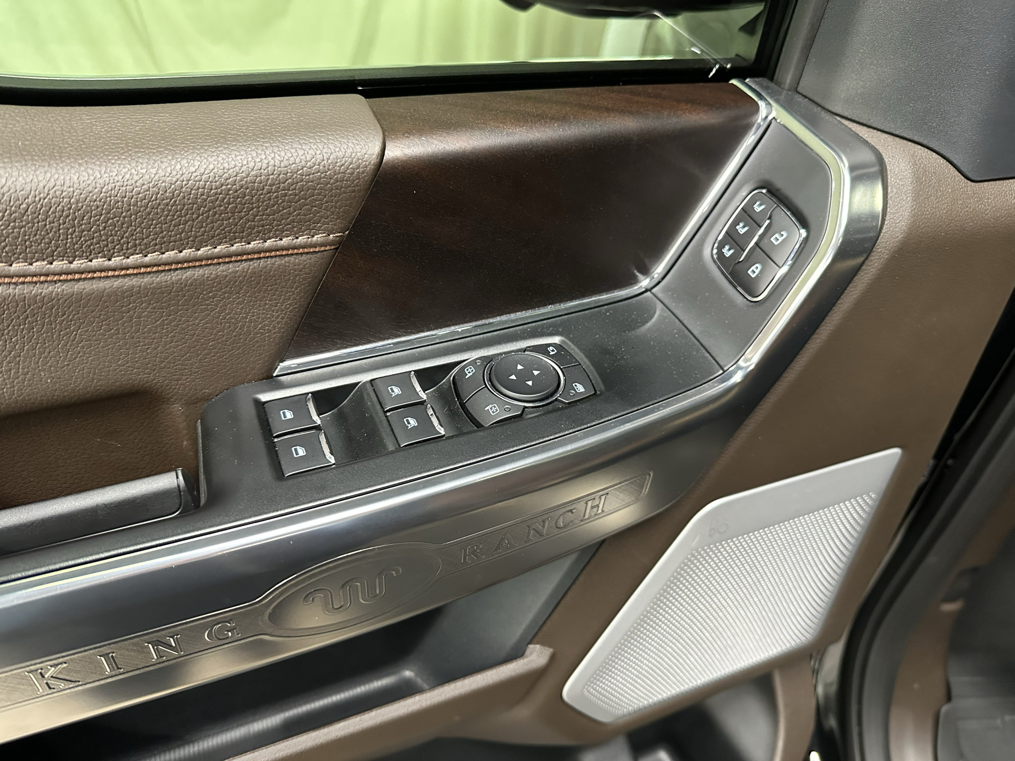 Used 2025 Ford F150 King Ranch AWD/4WD image 27