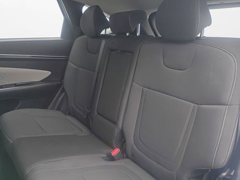 Used 2023 Hyundai Tucson SE image 22