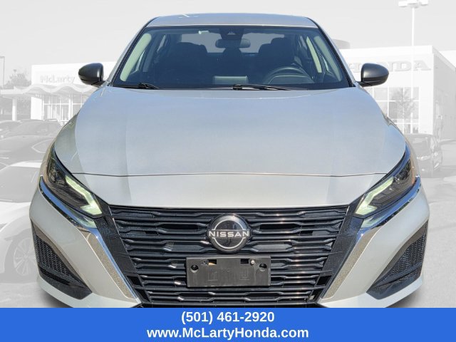 Used 2024 Nissan Altima 2.5 SV FWD image 5