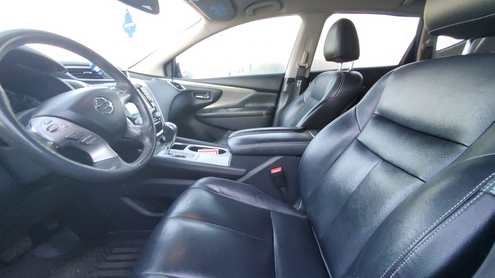 Used 2018 Nissan Murano SV FWD image 3
