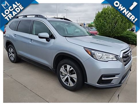 Used 2022 Subaru Ascent Premium w/ Convenience Package image 4