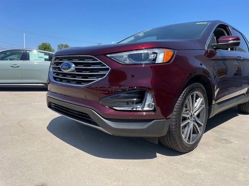 Used 2024 Ford Edge Titanium AWD/4WD image 15