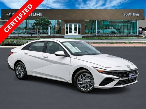 Certified 2025 Hyundai Elantra Hybrid w/ Cargo Package FWD image 1