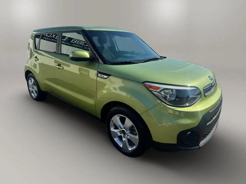 Used 2019 Kia Soul FWD image 6