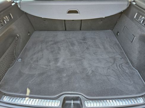 Used 2025 Mercedes-Benz GLC 43 AMG GLC 43 AMG image 33