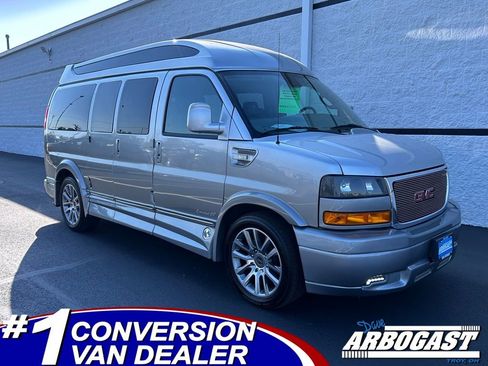Used 2021 GMC Savana 2500 LS w/ Enhanced Convenience Package image 1