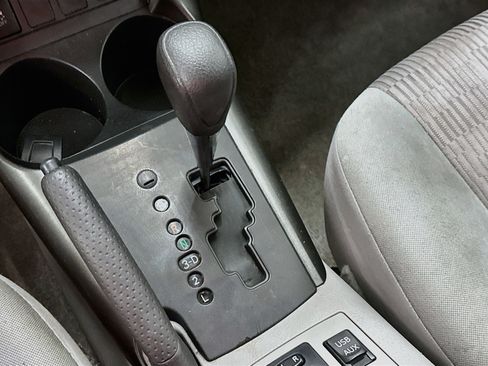 Used 2012 Toyota RAV4 4WD w/ Value Pkg image 23
