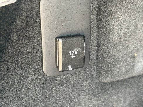 Used 2020 Land Rover Range Rover Evoque S image 16