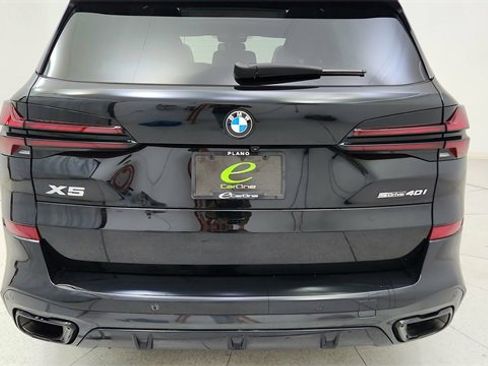 Used 2024 BMW X5 sDrive40i w/ M Sport Package image 12