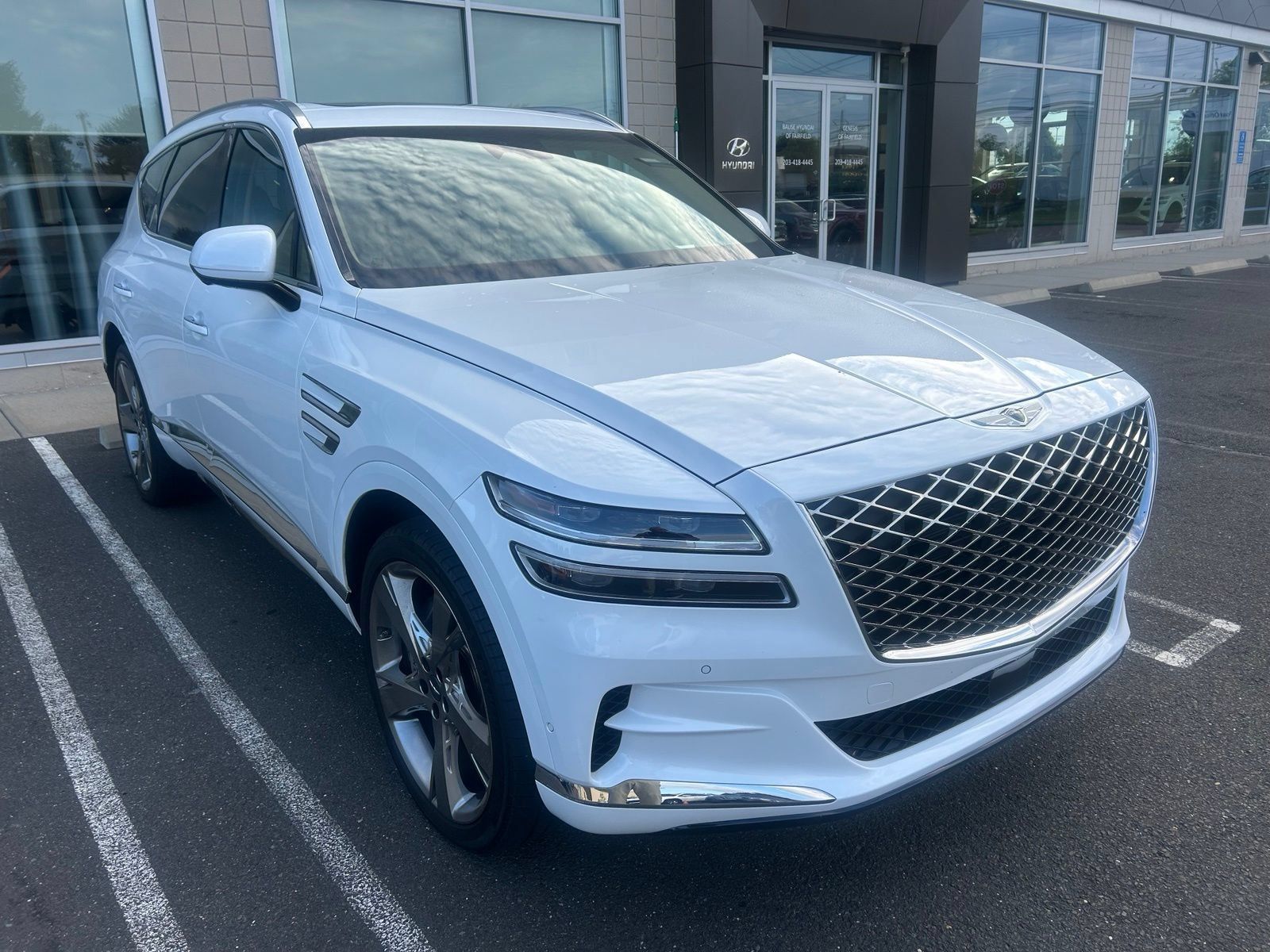 Used 2024 Genesis GV80 2.5T w/ Prestige Package AWD/4WD image 2