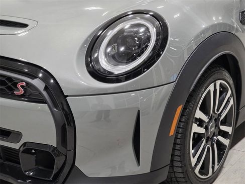 Used 2022 MINI Cooper S w/ Premium Package image 6
