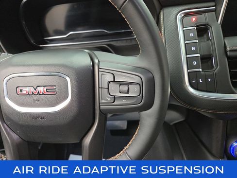 Used 2023 GMC Yukon AT4 AWD/4WD image 20
