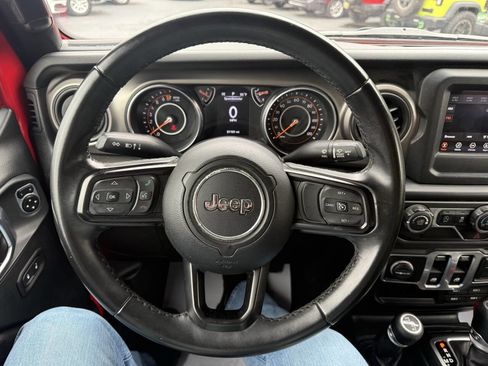 Used 2018 Jeep Wrangler Sport AWD/4WD image 14