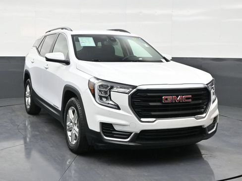 Used 2023 GMC Terrain SLE FWD image 7