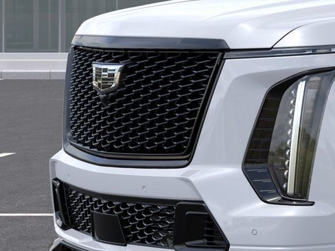 New 2026 Cadillac Escalade V w/ LPO, ONYX Package AWD/4WD image 13
