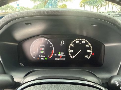Certified 2027 Honda HR-V Sport image 30
