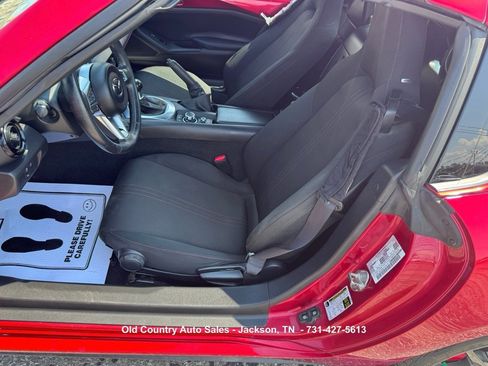 Used 2017 MAZDA MX-5 Miata RF Club RWD image 24