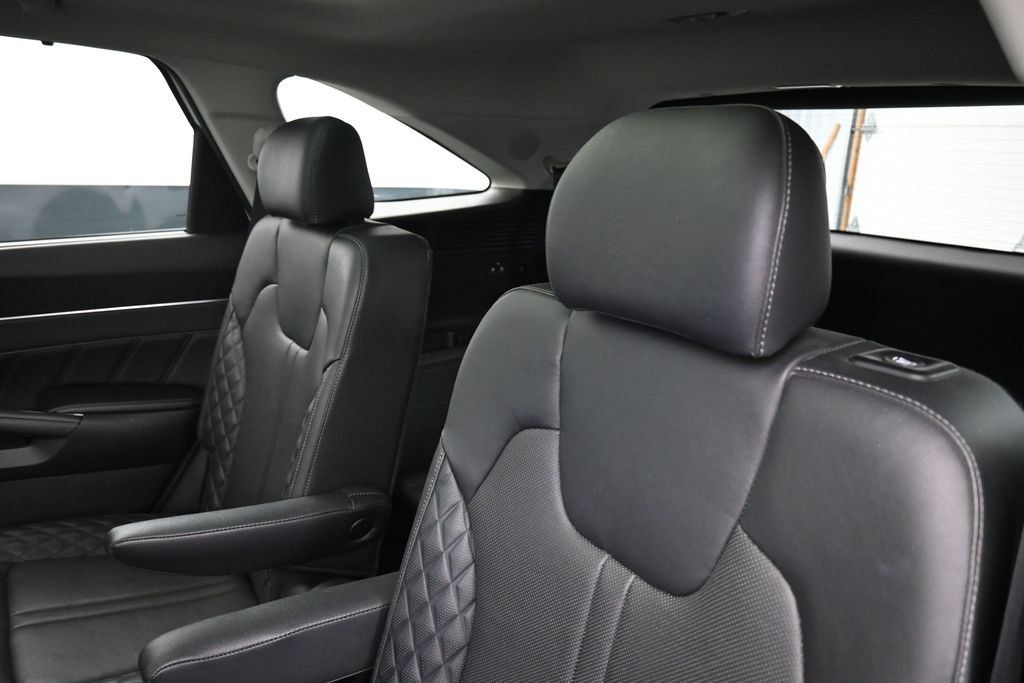 Certified 2023 Kia Sorento SX Prestige AWD/4WD image 12