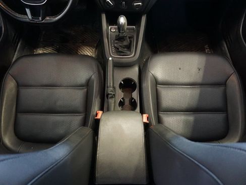 Used 2017 Volkswagen Jetta SE image 27