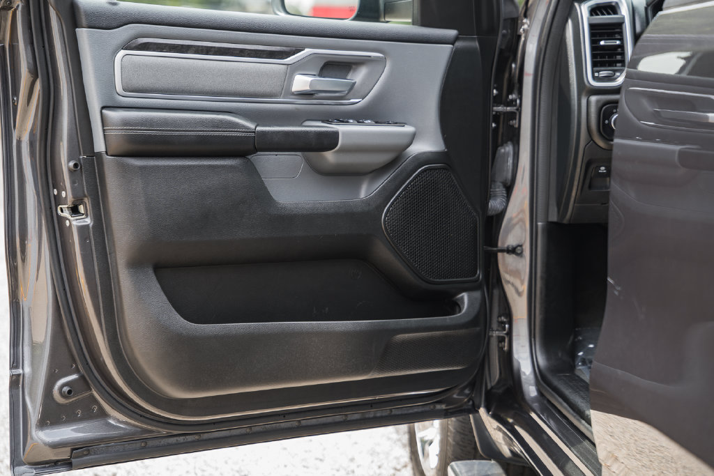 Used 2022 RAM 1500 Big Horn AWD/4WD image 40