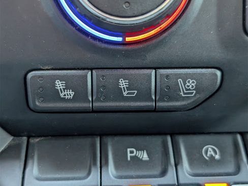 Used 2019 Chevrolet Silverado 1500 LTZ w/ LTZ Plus Package image 21