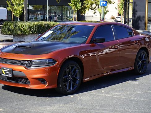Used 2022 Dodge Charger GT w/ Blacktop Package image 2