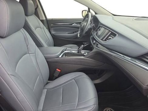 Used 2021 Buick Enclave Essence w/ Sound and Sites Package FWD image 17