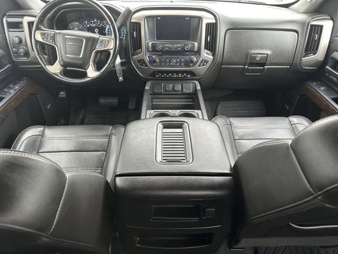Used 2018 GMC Sierra 1500 Denali AWD/4WD image 26