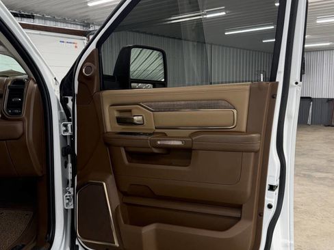 Used 2024 RAM 2500 Limited w/ Safety Group image 46